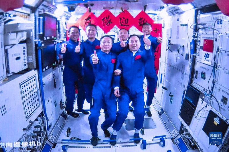 神舟十六号3名航天员顺利进驻中国...